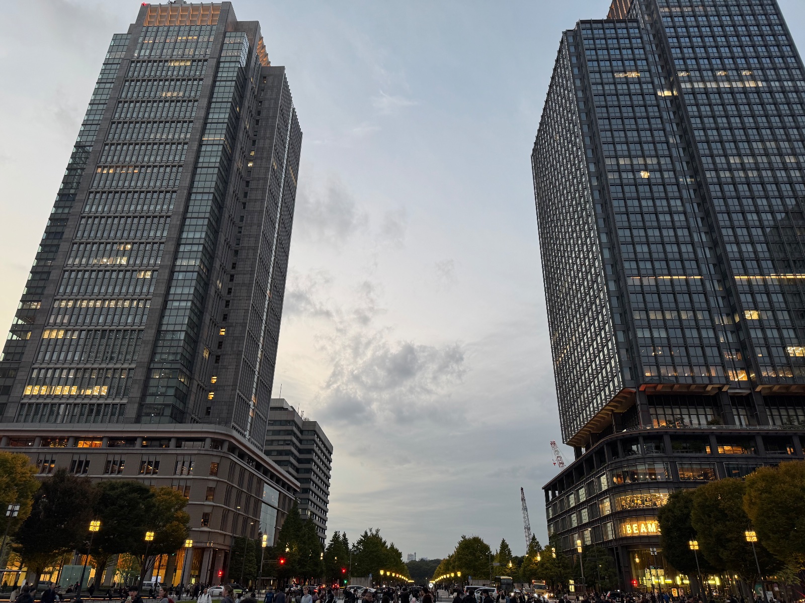 2025-11-08 16:48 Tokyo Station, Tokyo